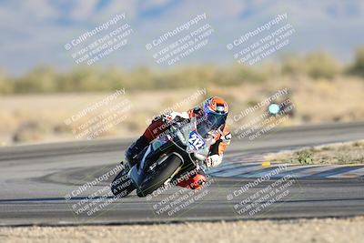 media/Dec-07-2025-CVMA (Sun) [[3e7d2de5dc]]/Race 18-Formula Twins-Formula 40 UL/